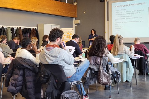 Opleiding over participatieve democratie en burgerparticipatie : de inschrijvingen voor module 1 en module 2 zijn geopend! 
